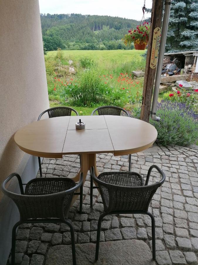 Ferienwohnung Max Schirgiswalde-Kirschau Ngoại thất bức ảnh
